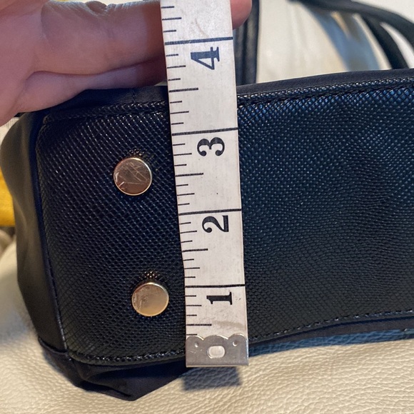 Miztique Nylon Elegant Black Tote computer Travel Bag - Picture 14 of 15